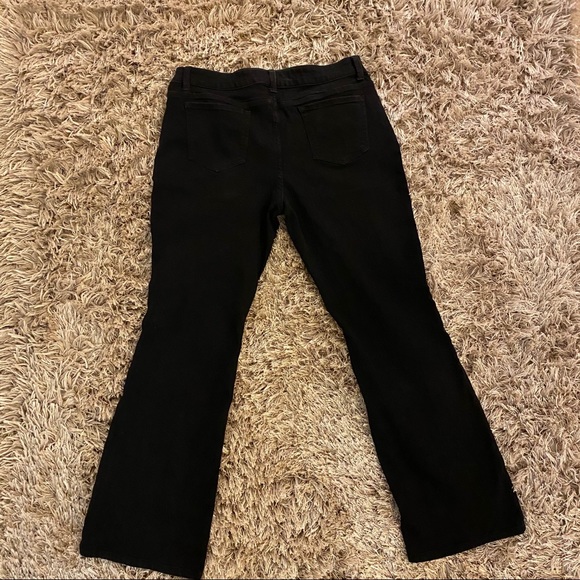 SZ 17 Mid Rise Boot Cut - Picture 2 of 7